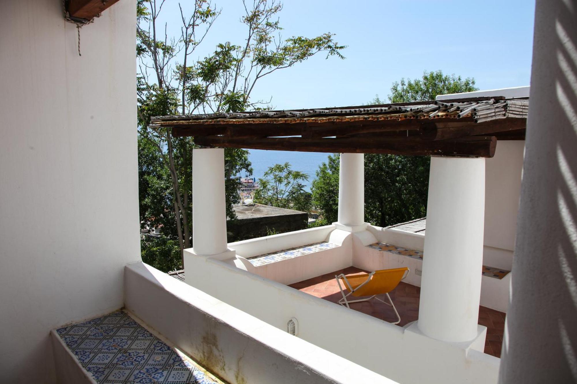 Da Marusca Apartment Santa Marina Salina Phòng bức ảnh